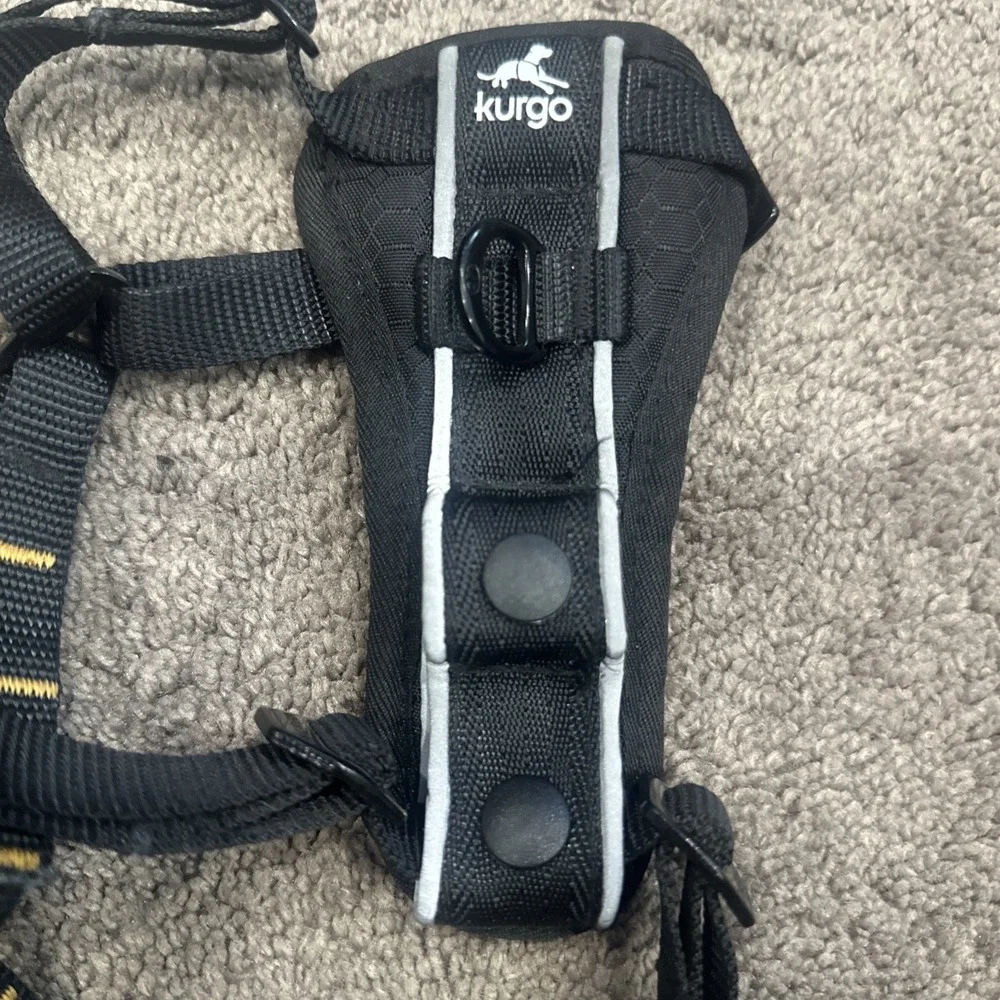 Play! Small Harness small. New no tags